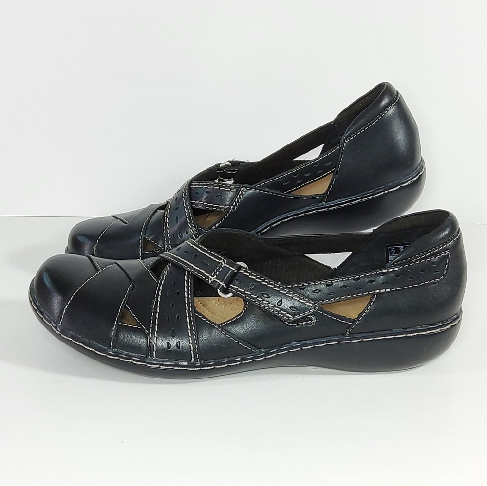 Clarks Women's Ashland Spin Q Slip-On Loafer
